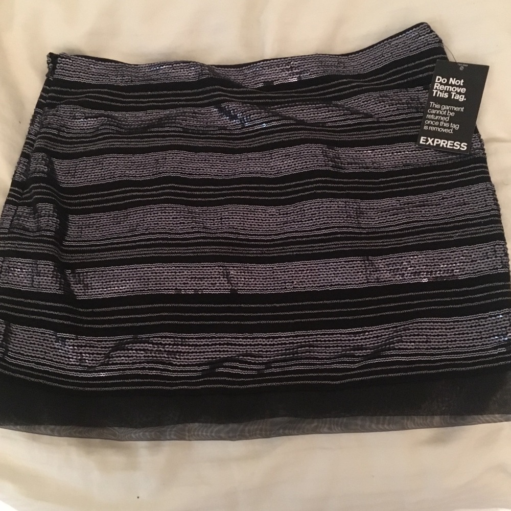 Express sequin skirt